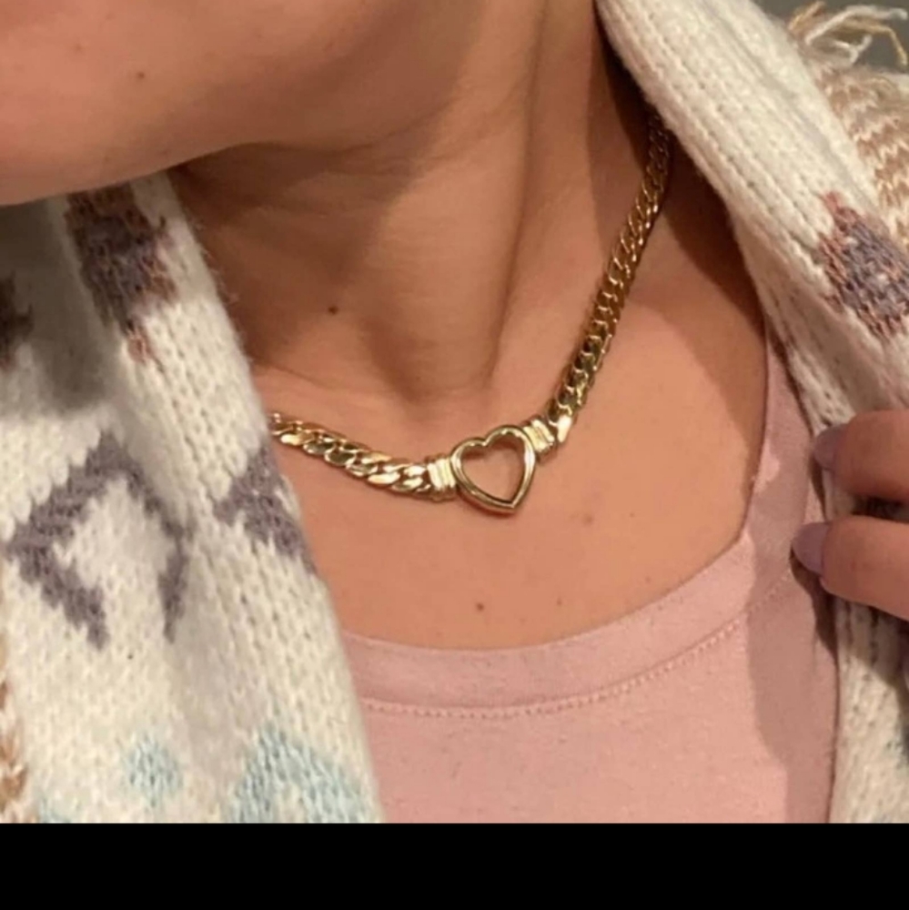 14 k gold plated necklace  non tarnish and waterproof